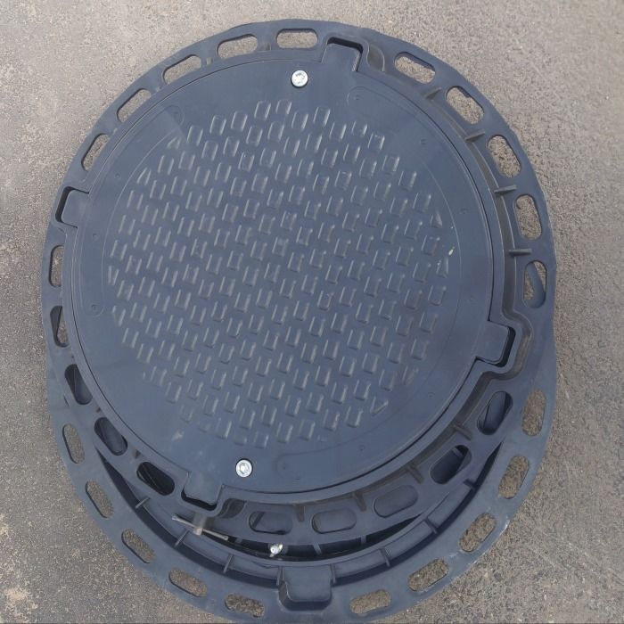 Lūka POLYMER melna ar slēdzi 780  Plastmasas (zaļā zona, vieglā 8cm), groda vākam ar D=700